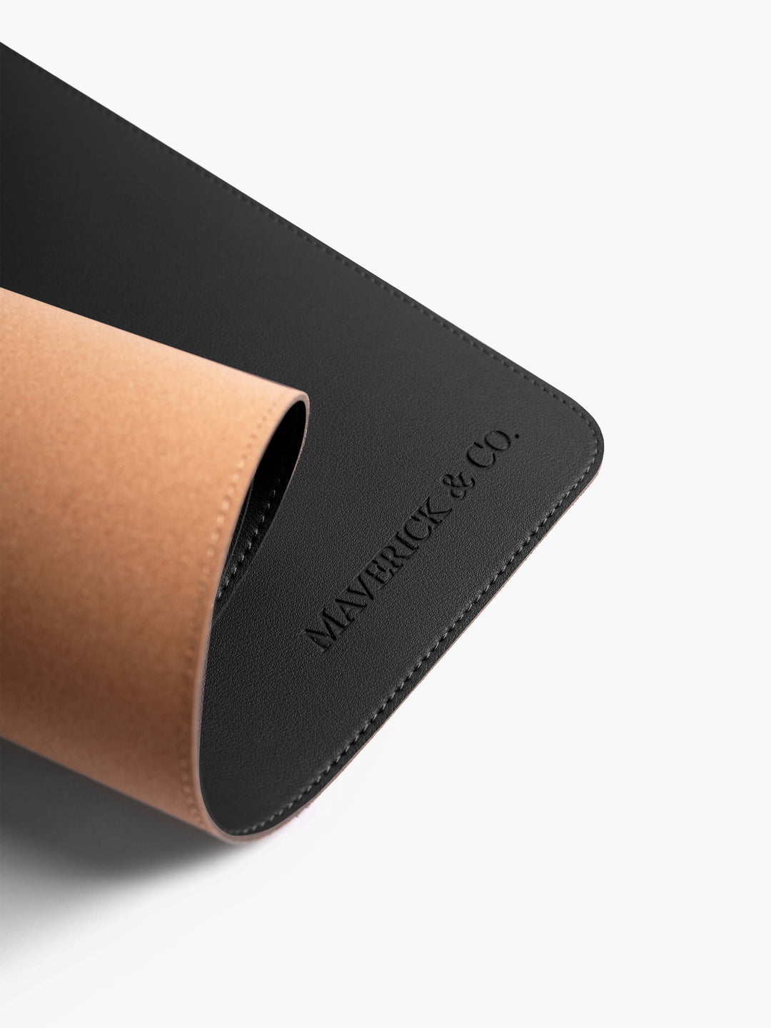 Maverick & Co. - Aspire Leather Desk Mat #color_black