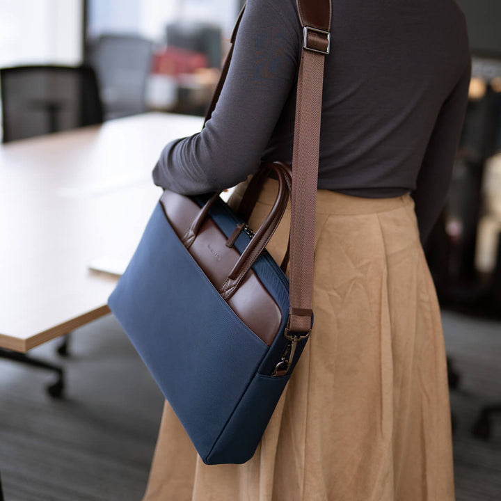 Maverick & Co. - Motion Light Briefcase 14" #color_navy