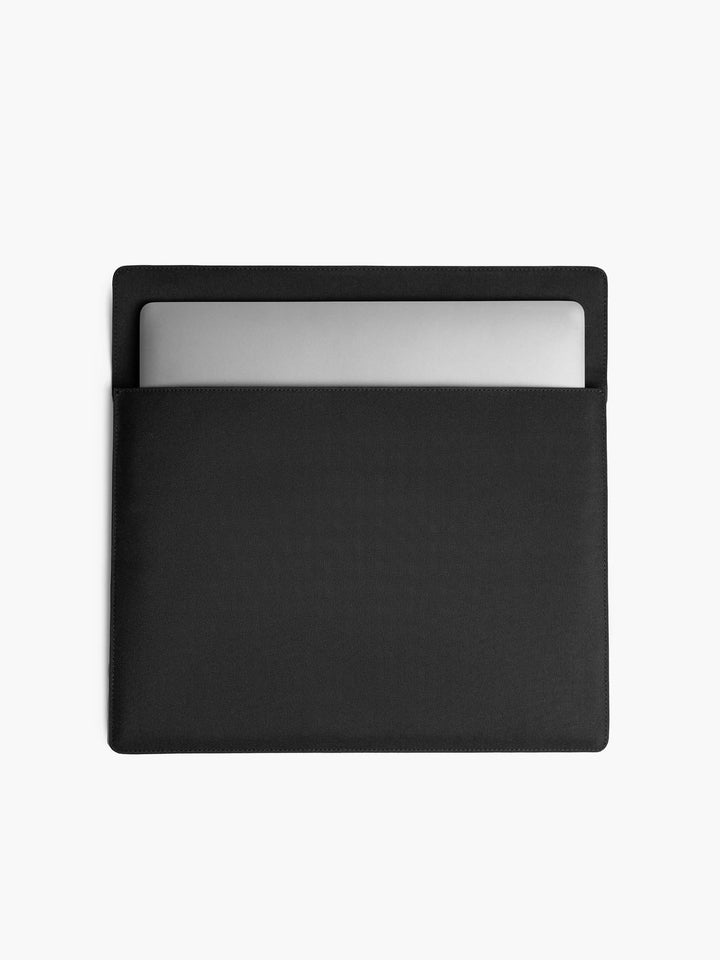 Maverick & Co. - ProActive Waterproof Laptop Sleeve #color_black