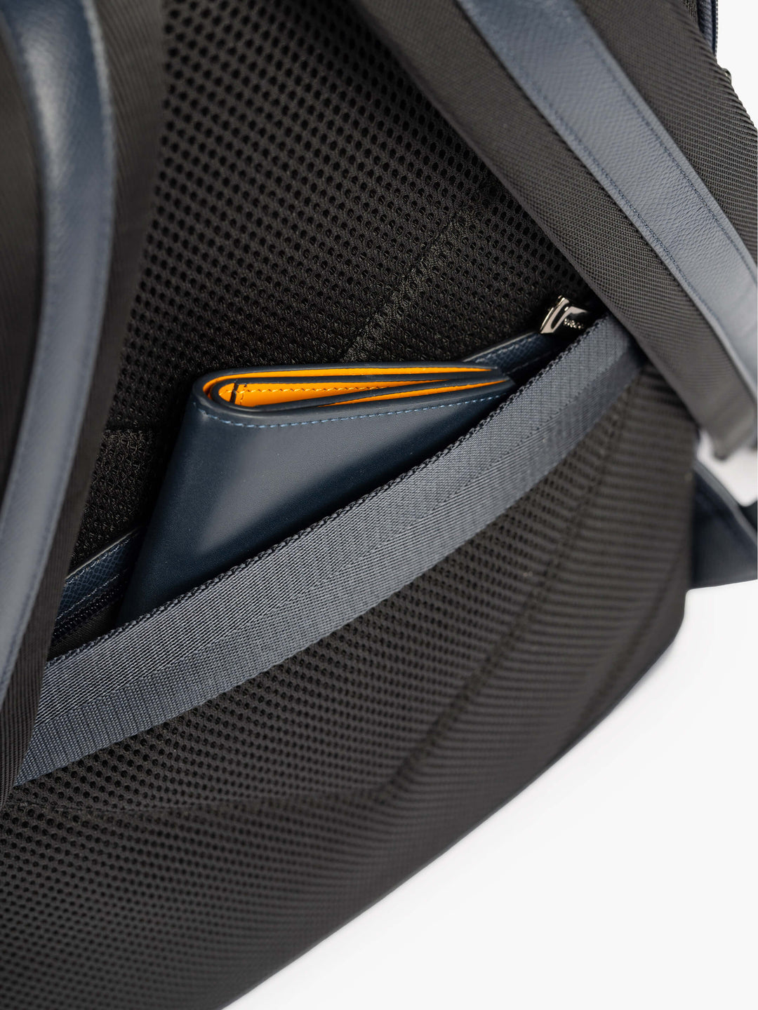 Maverick & Co. - Skyler Trendsetter Backpack Plus #color_navy