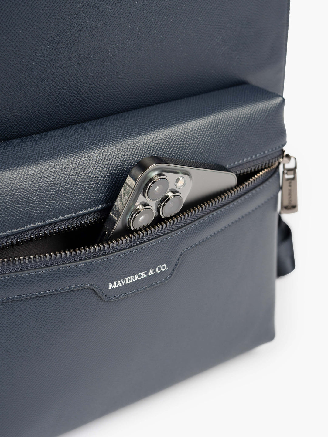 Maverick & Co. - Skyler Trendsetter Backpack Plus #color_navy
