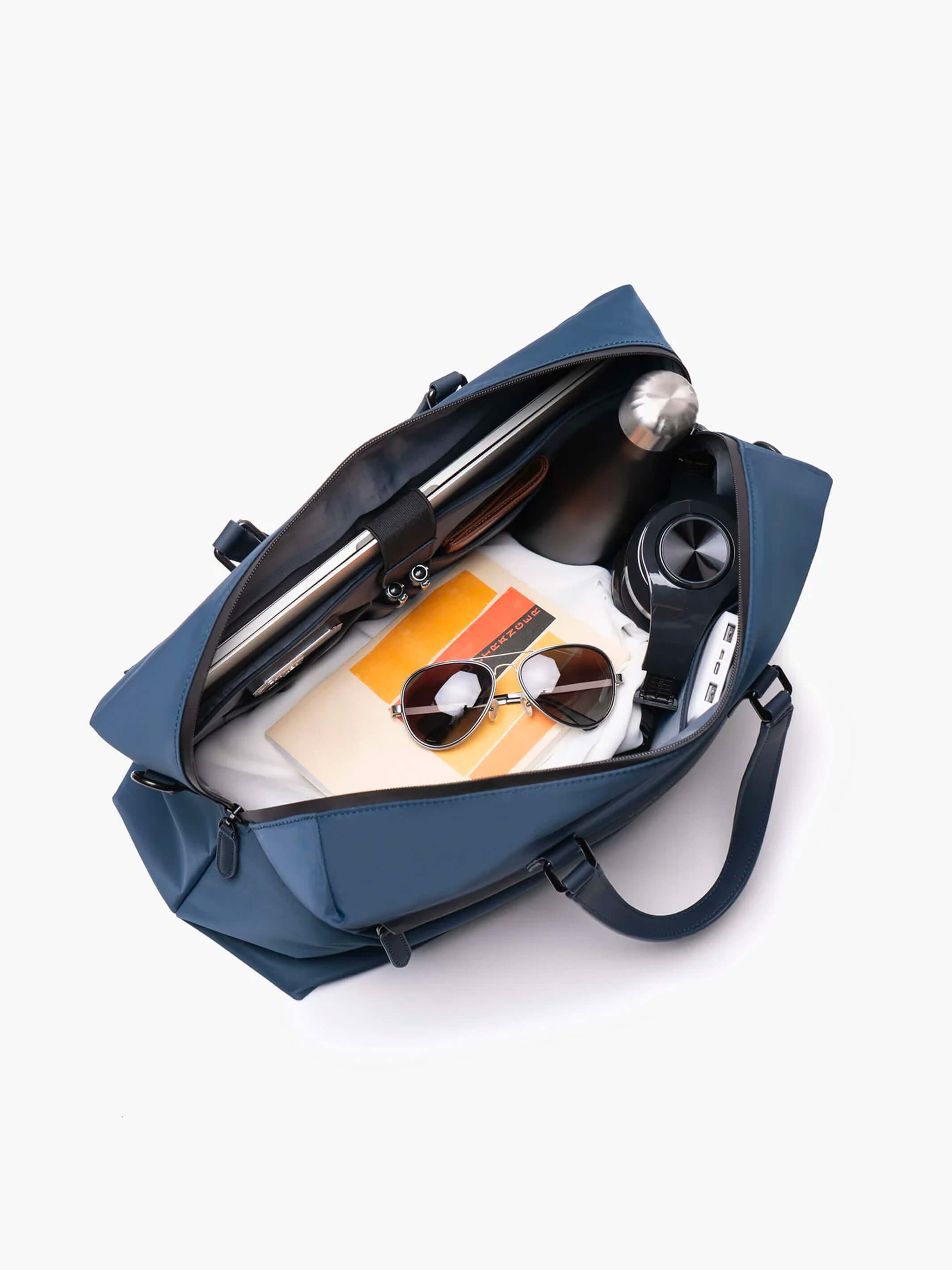 Maverick & Co. - Avenue Waterproof Weekender