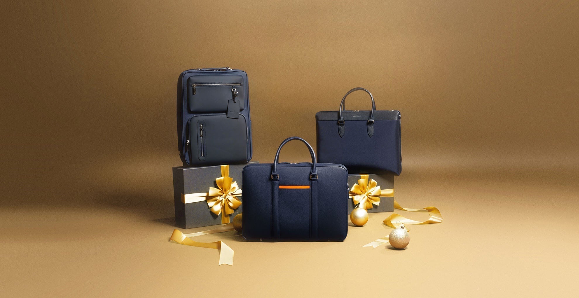 Is a Work Bag a Tax Write-Off? Year-End Guide for Professionals