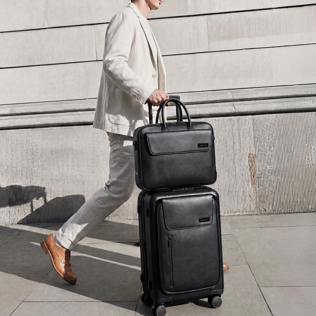 Briefcase Handles, Shoulder Straps and Trolley Sleeves: The Carry Details That Actually Matter