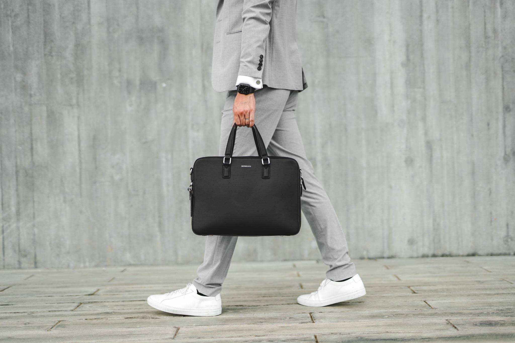 What Is a Quiet Luxury Work Bag? The Signals That Read