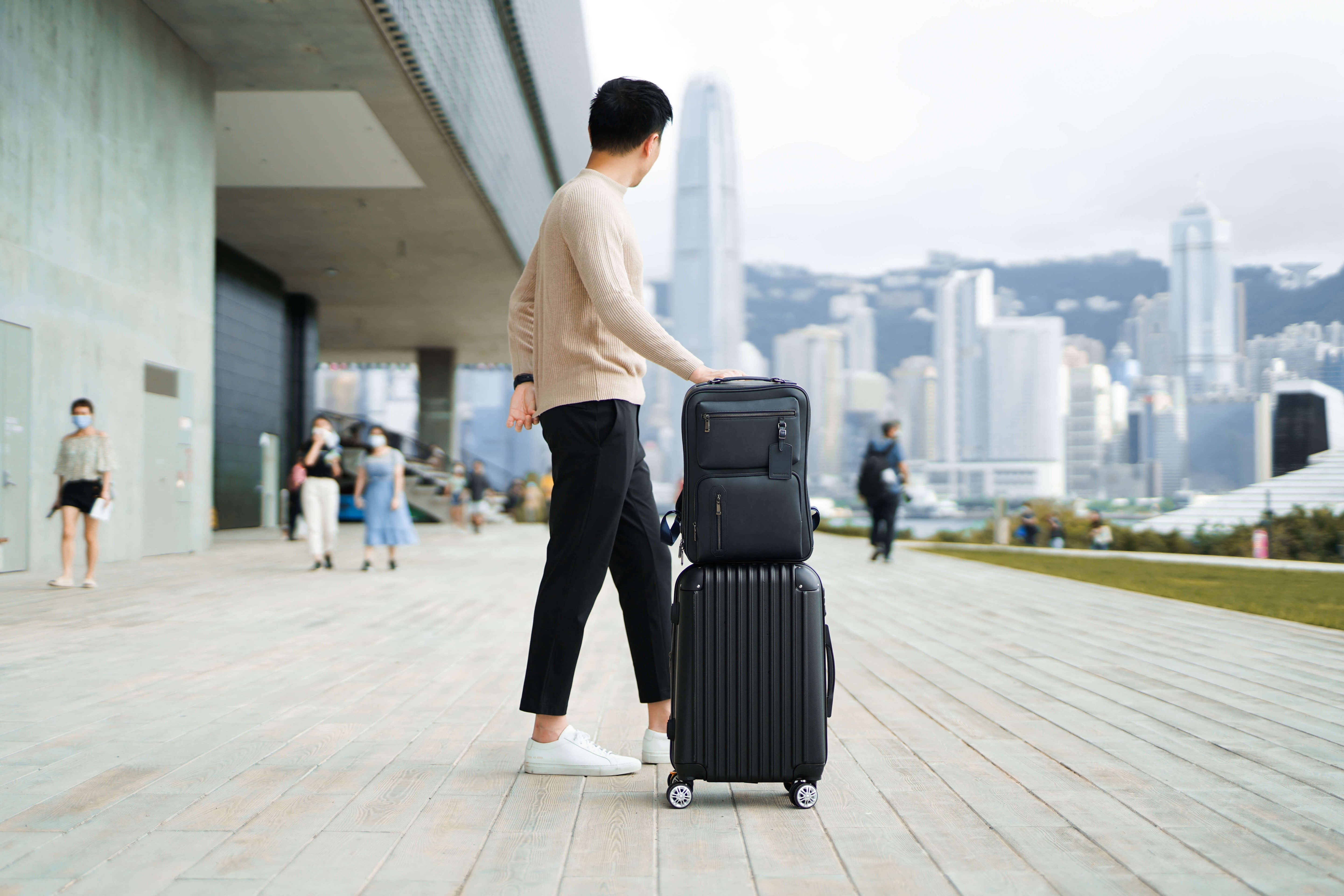 Business Travel Bags: What to Carry for a Work Trip
