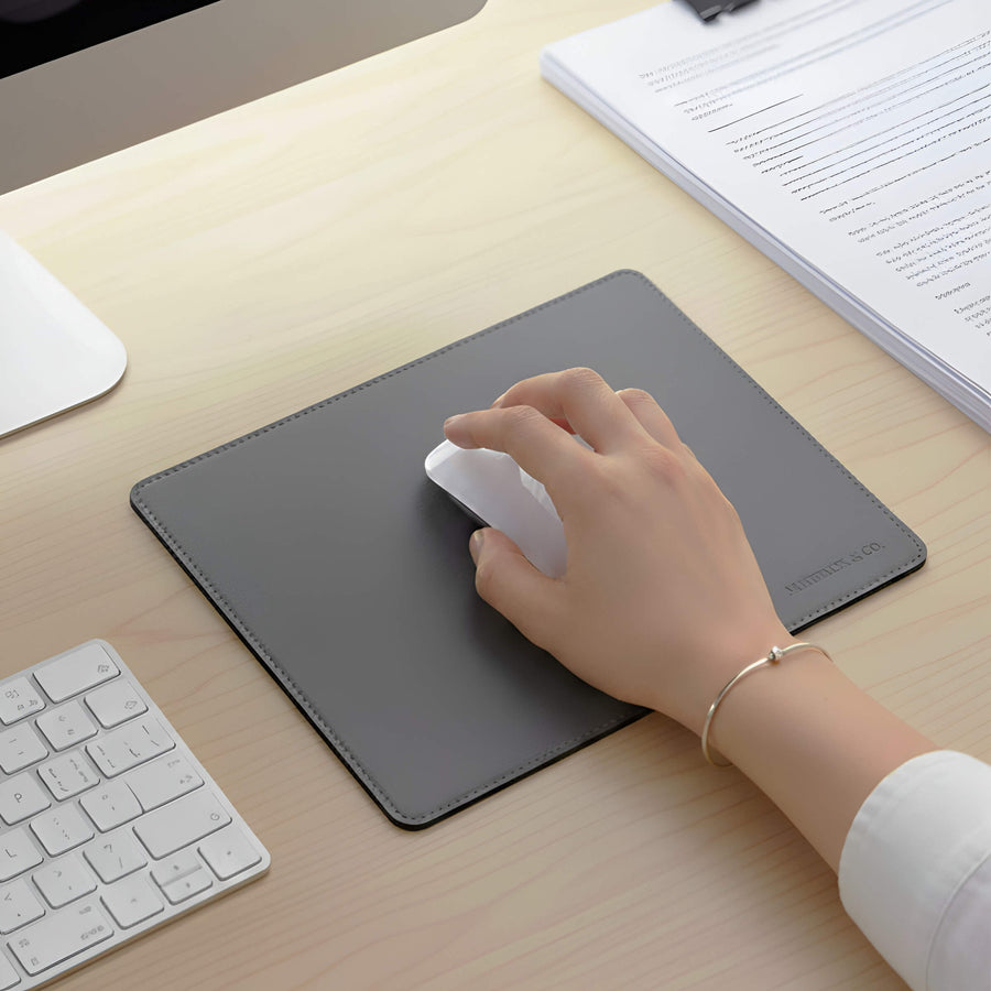 Maverick & Co. - Aspire Leather Mouse Pad