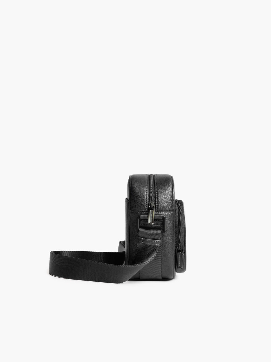 Maverick & Co. - Axis Leather Messenger #color_black