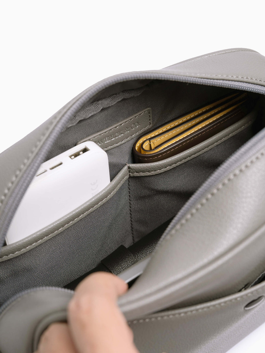 Maverick & Co. - Axis Leather Messenger  #color_grey