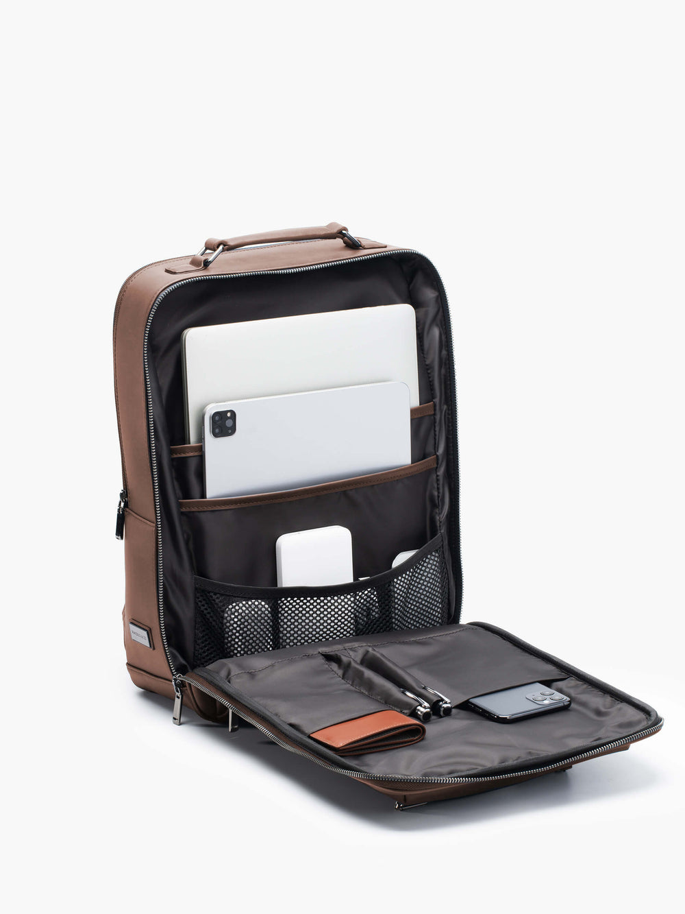 Maverick & Co. - Explorer Light Backpack Plus Interior view of Explorer Light Backpack Plus showing full clamshell opening and 16-inch laptop capacity.
#color_brown