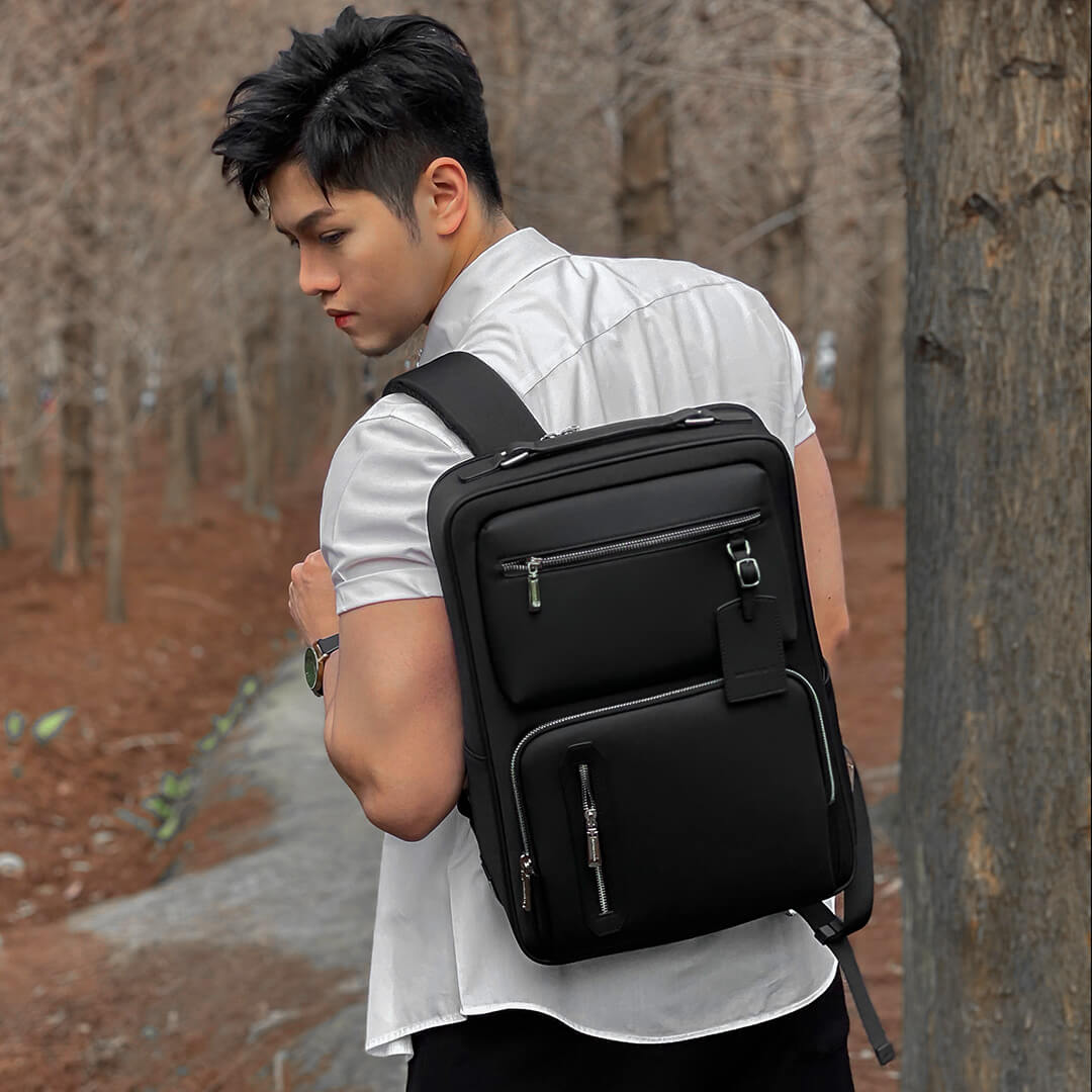 Explorer Light Backpack – Maverick & Co.