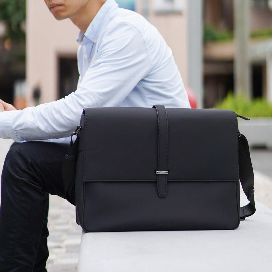 Maverick & Co. - Helix Waterproof Laptop Messenger