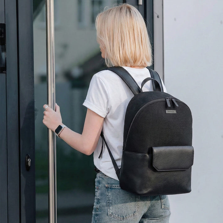 Maverick & Co. - Horizon Lightweight Professional Backpack