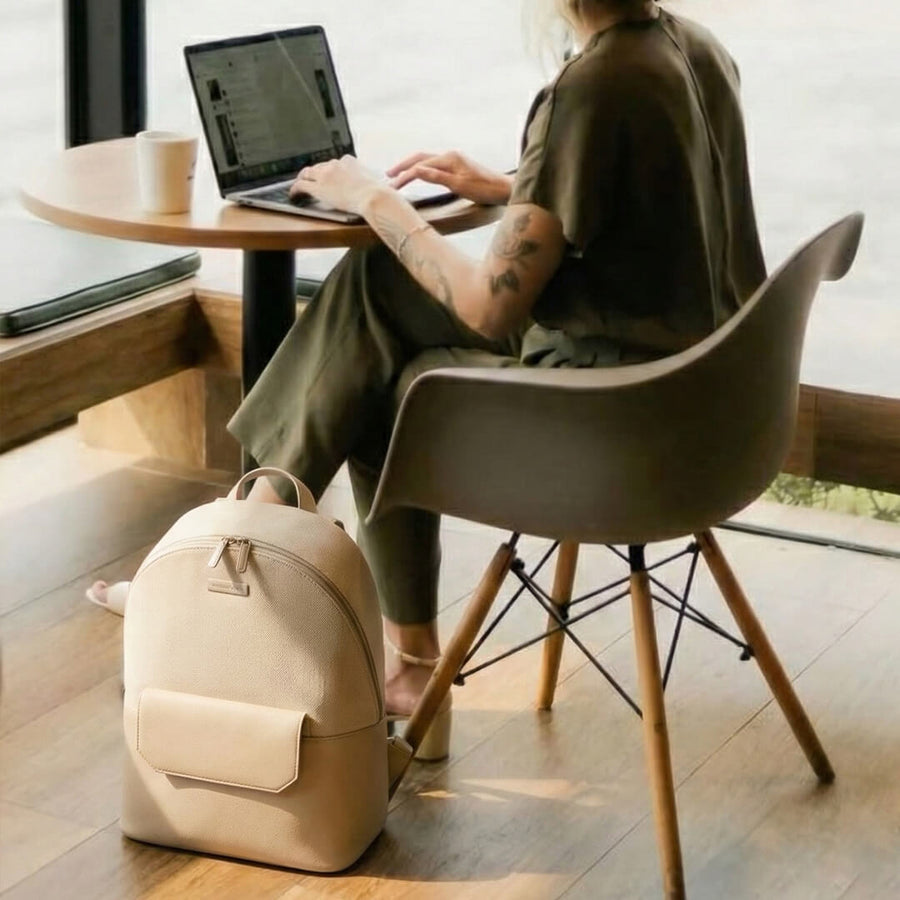 Maverick & Co. - Horizon Lightweight Professional Backpack