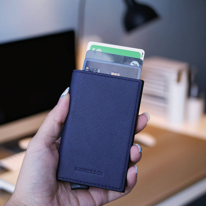 Manhattan Leather Pop-Up Wallet