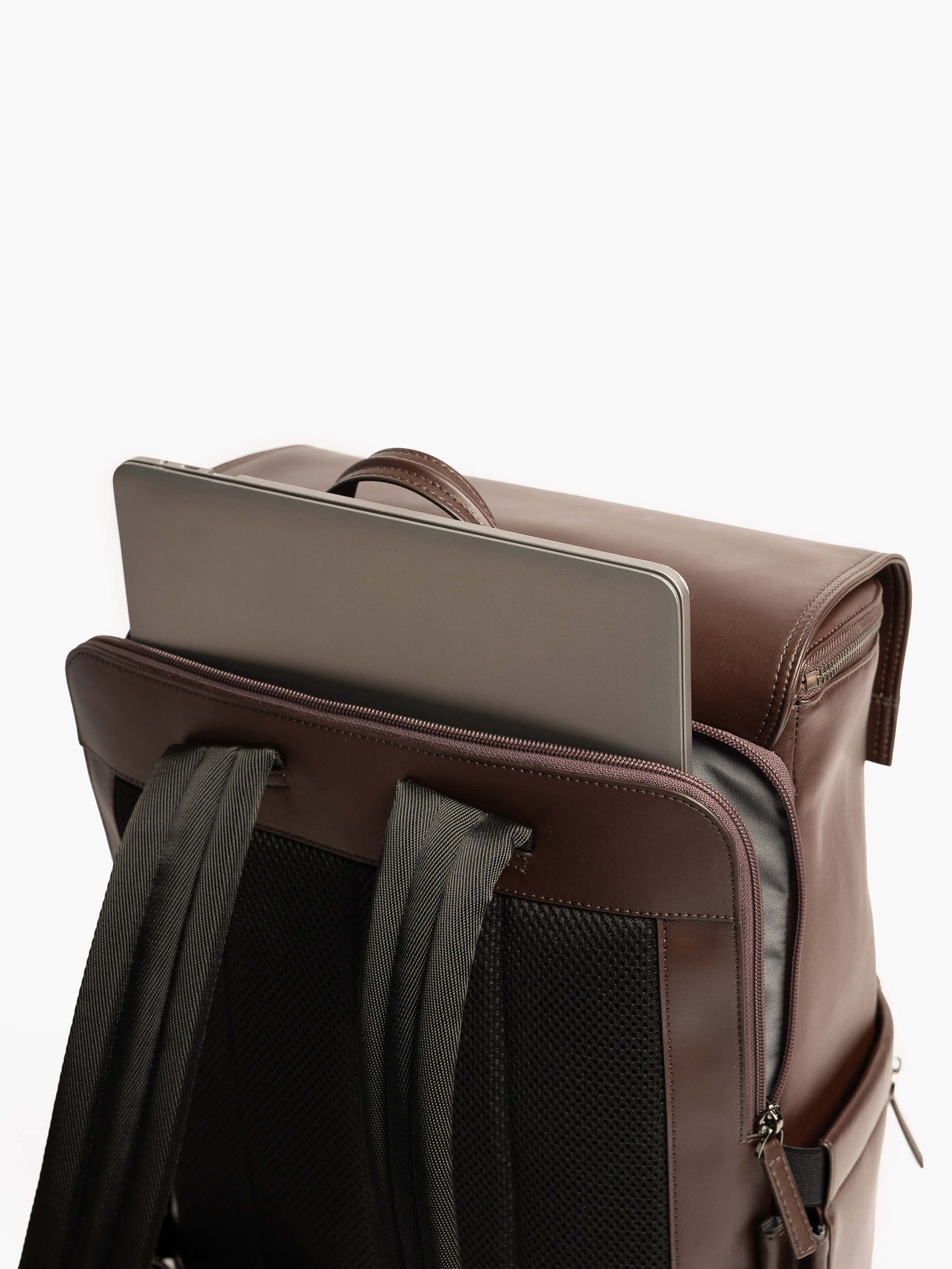 Maverick & Co. - Maximus Leather Backpack #color_brown