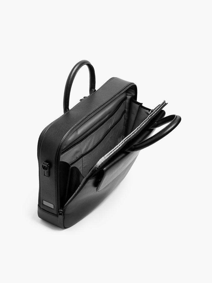 Maverick & Co. - How do you carry client meeting notes and an agenda without fumbling