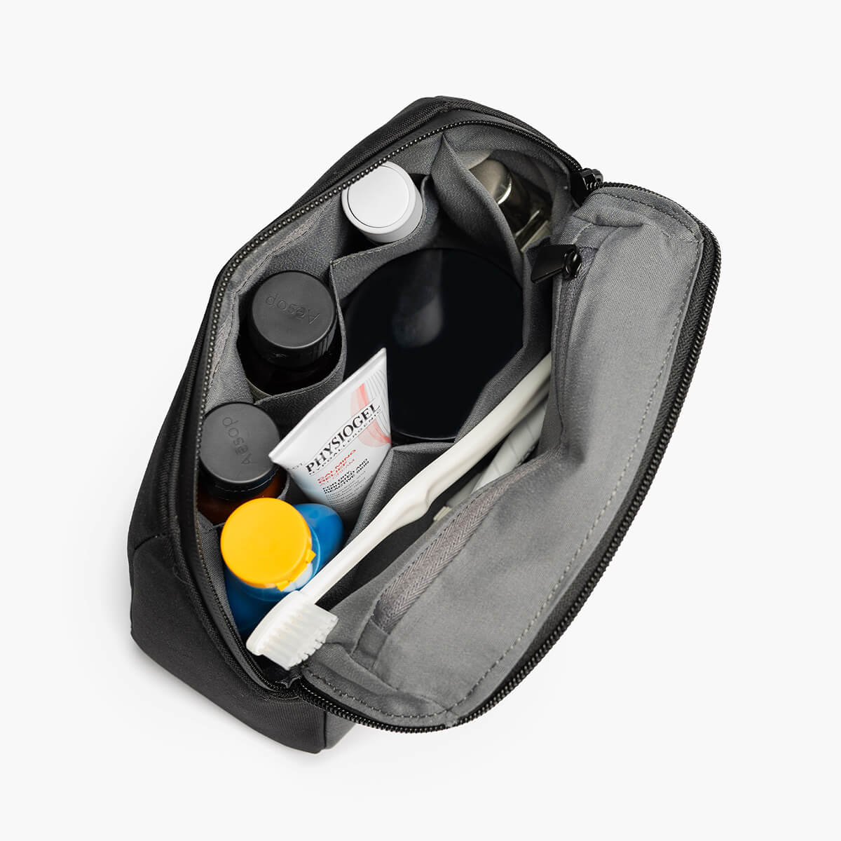Maverick & Co. - ProActive Toiletry Bag #color_black