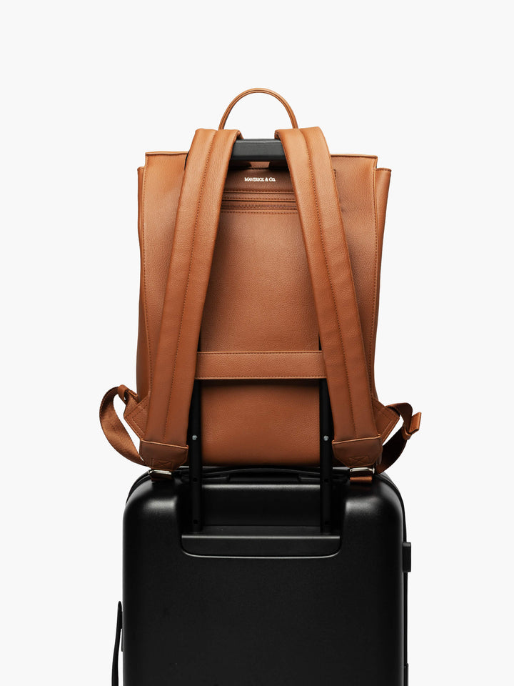 Maverick & Co. - Sonnet Leather Backpack #color_cognac