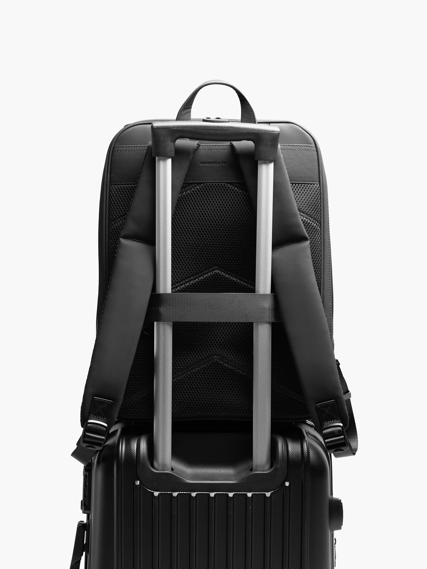 Maverick & Co. - Vista Waterproof Backpack Pro #color_black