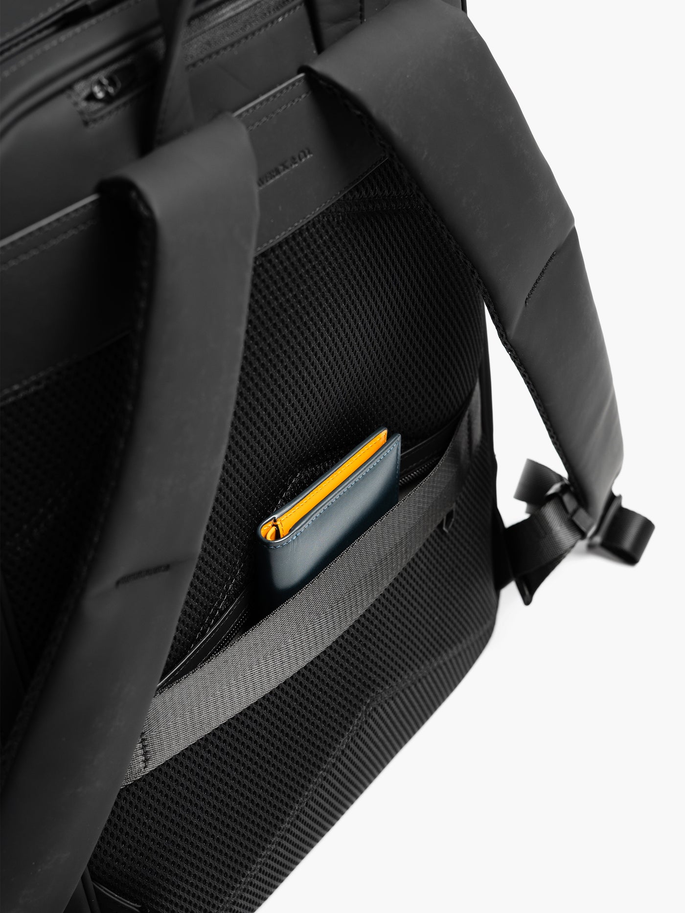 Maverick & Co. - Vista Waterproof Backpack Pro #color_black-orange