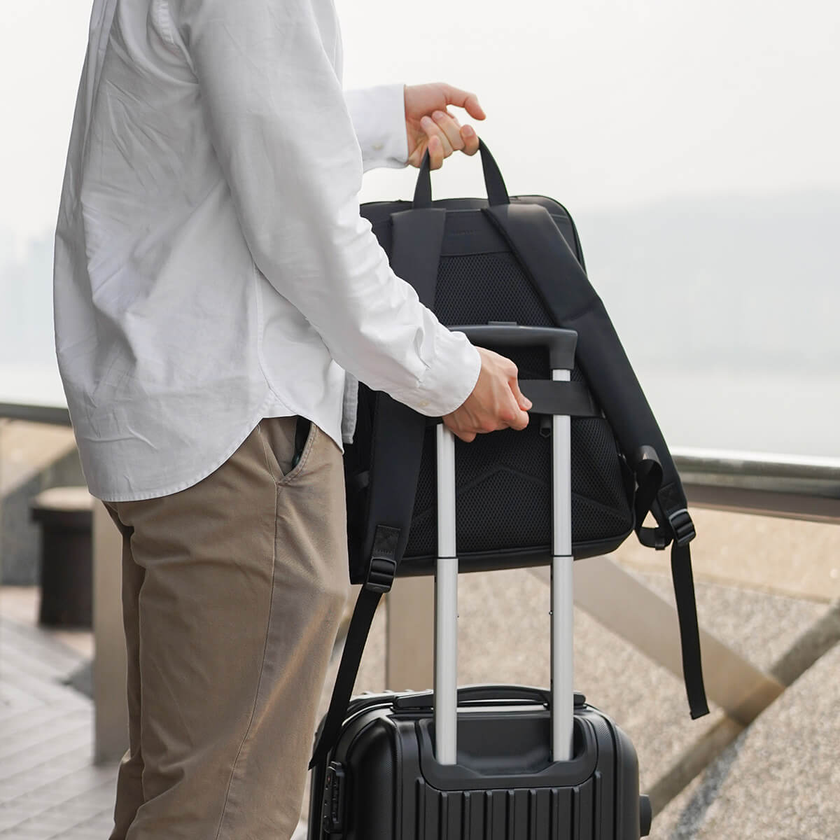 Maverick & Co. - Vista Waterproof Backpack Pro