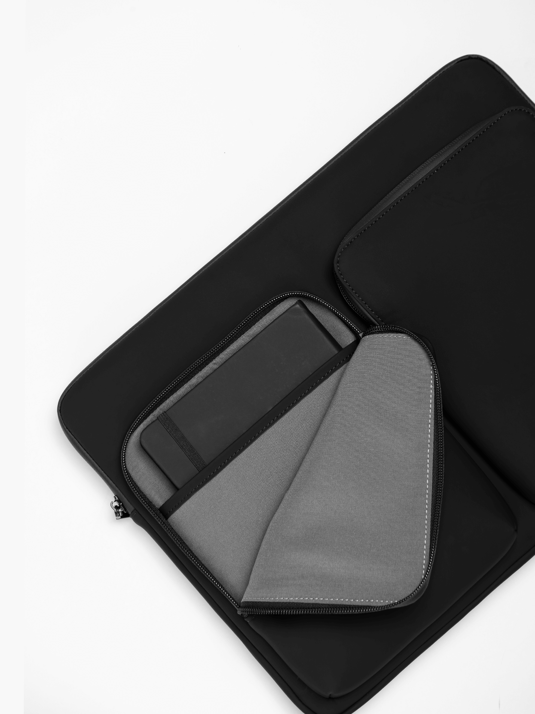 Maverick & Co. - Vista Waterproof Laptop Sleeve