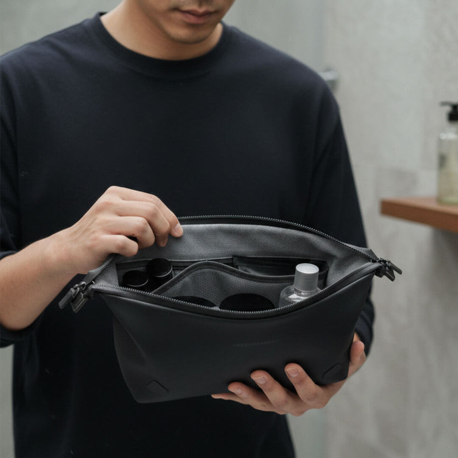 Maverick & Co. - Vista Waterproof Travel Case