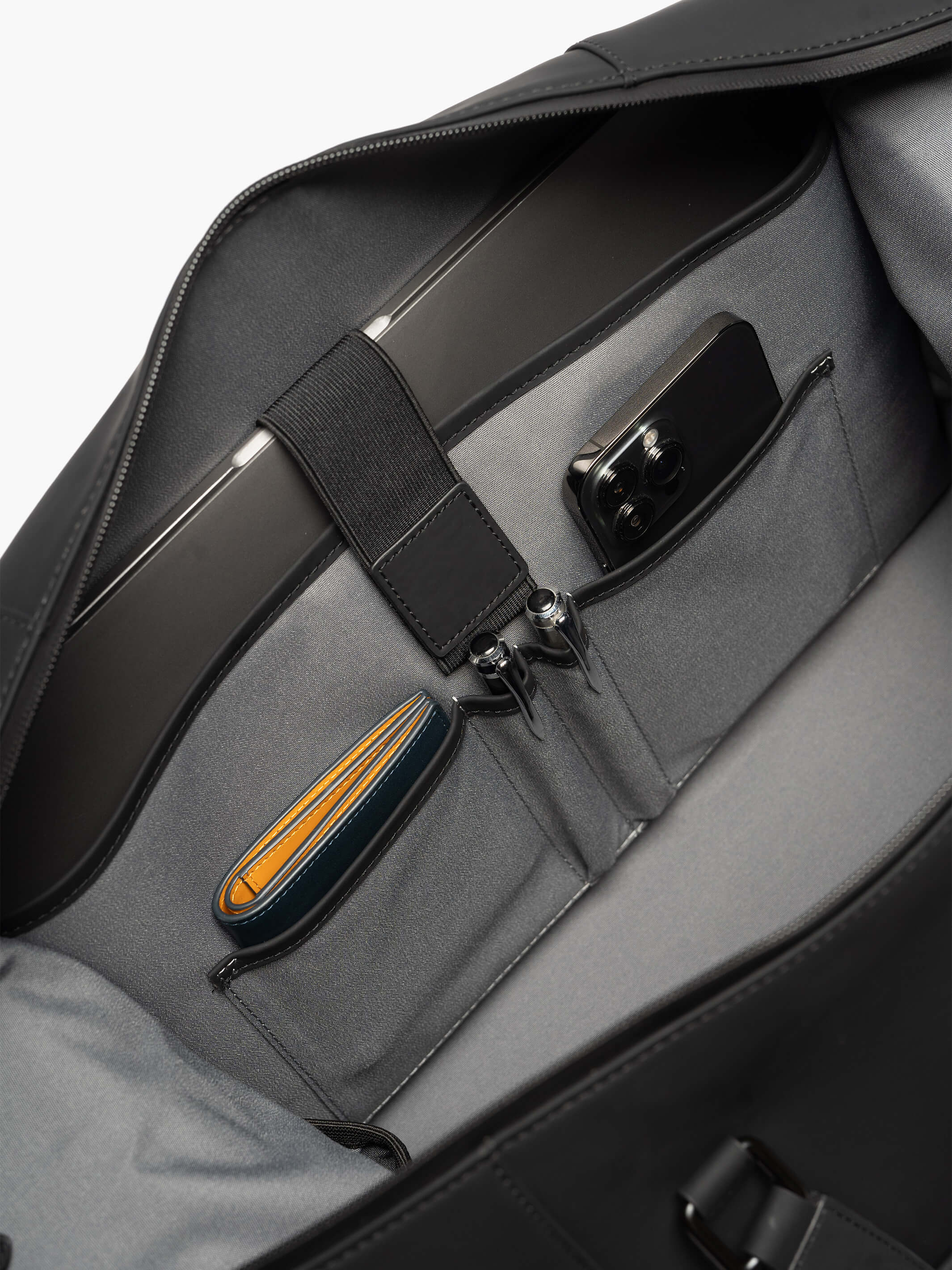 Vista Waterproof Weekender – Maverick & Co.