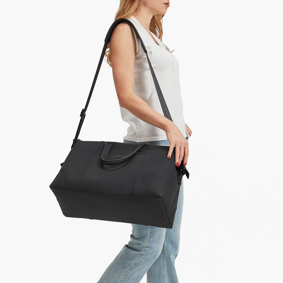 Maverick & Co. - Vista Waterproof Weekender