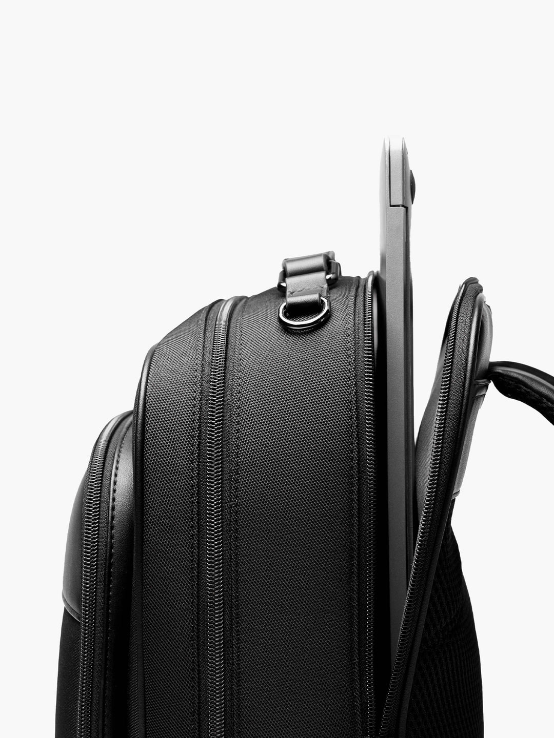 Maverick & Co. - Windsor Light Business Backpack