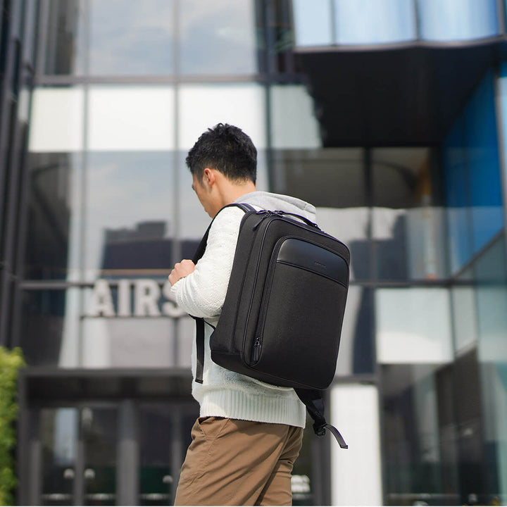 Maverick & Co. - Windsor Light Business Backpack