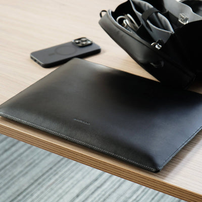 Maverick & Co. - Windsor Slim Laptop Sleeve