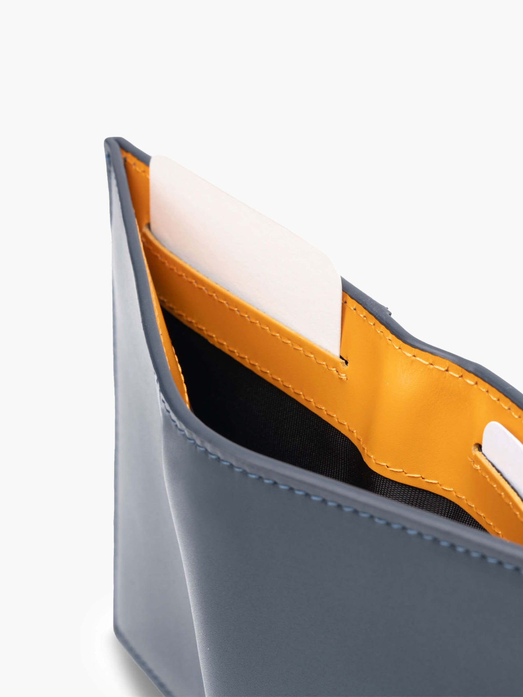 Cosmopolitan Pocket Leather Wallet-1