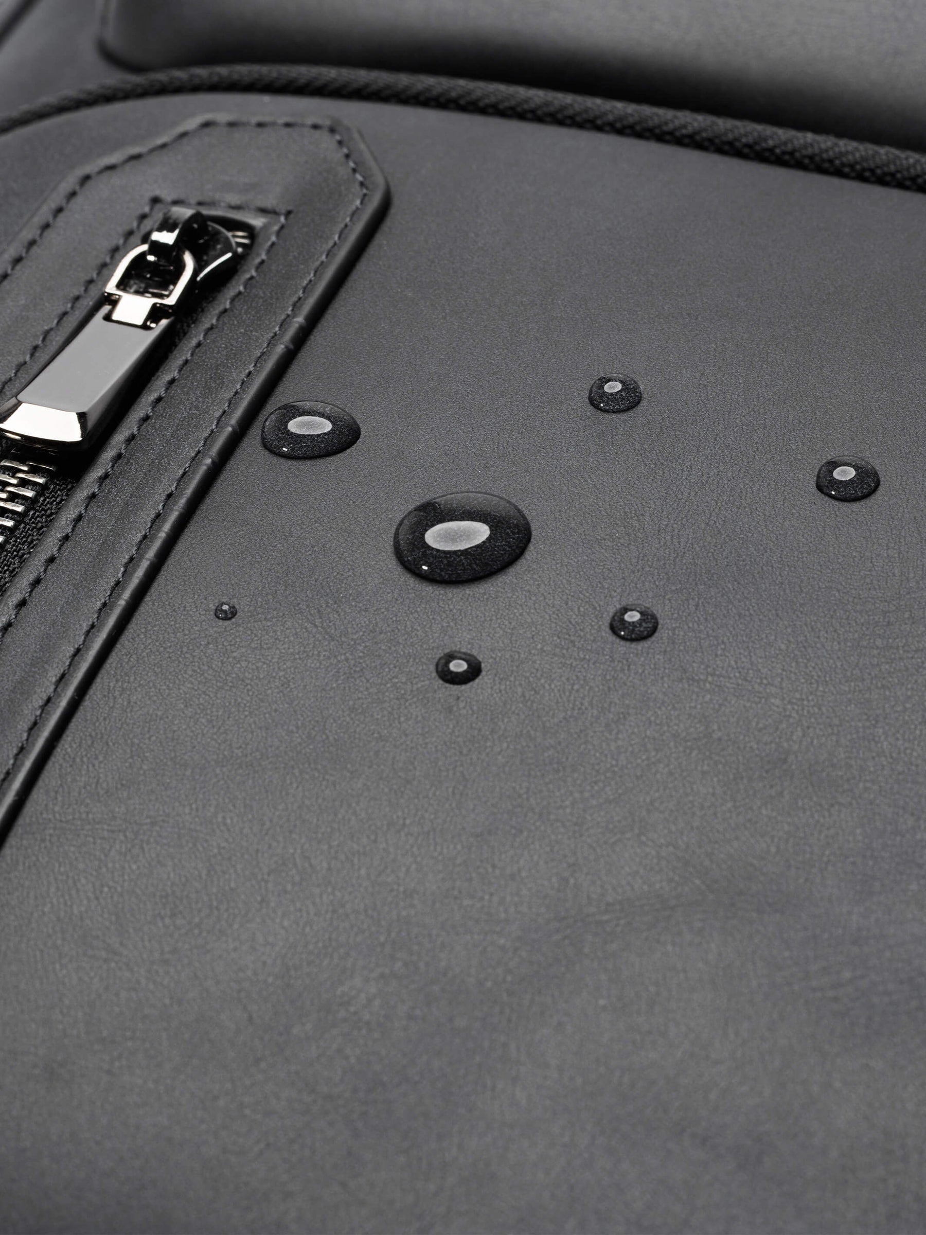 Explorer Light Backpack Plus-4