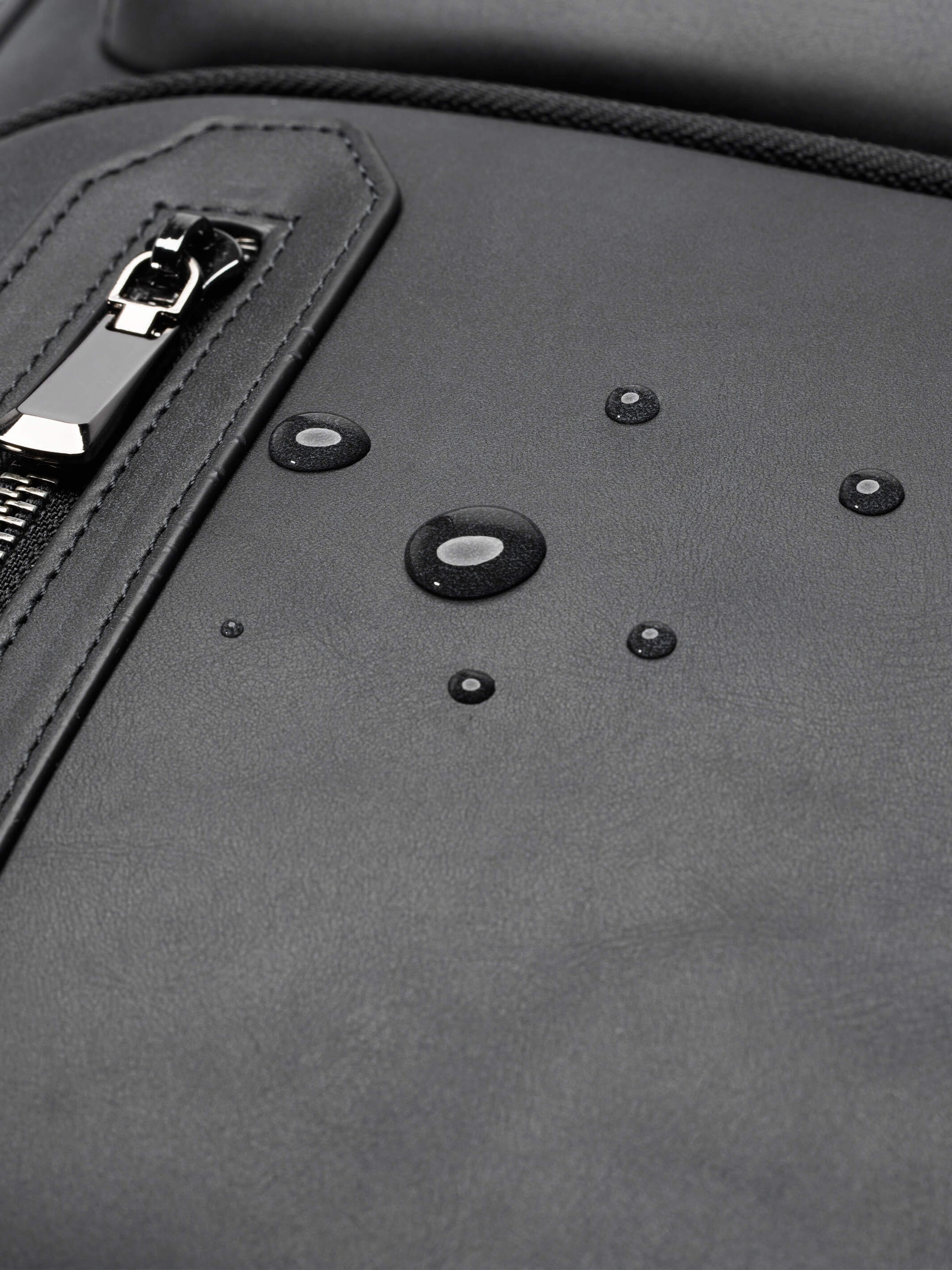 Maverick & Co. - Explorer Light Backpack Plus #color_black