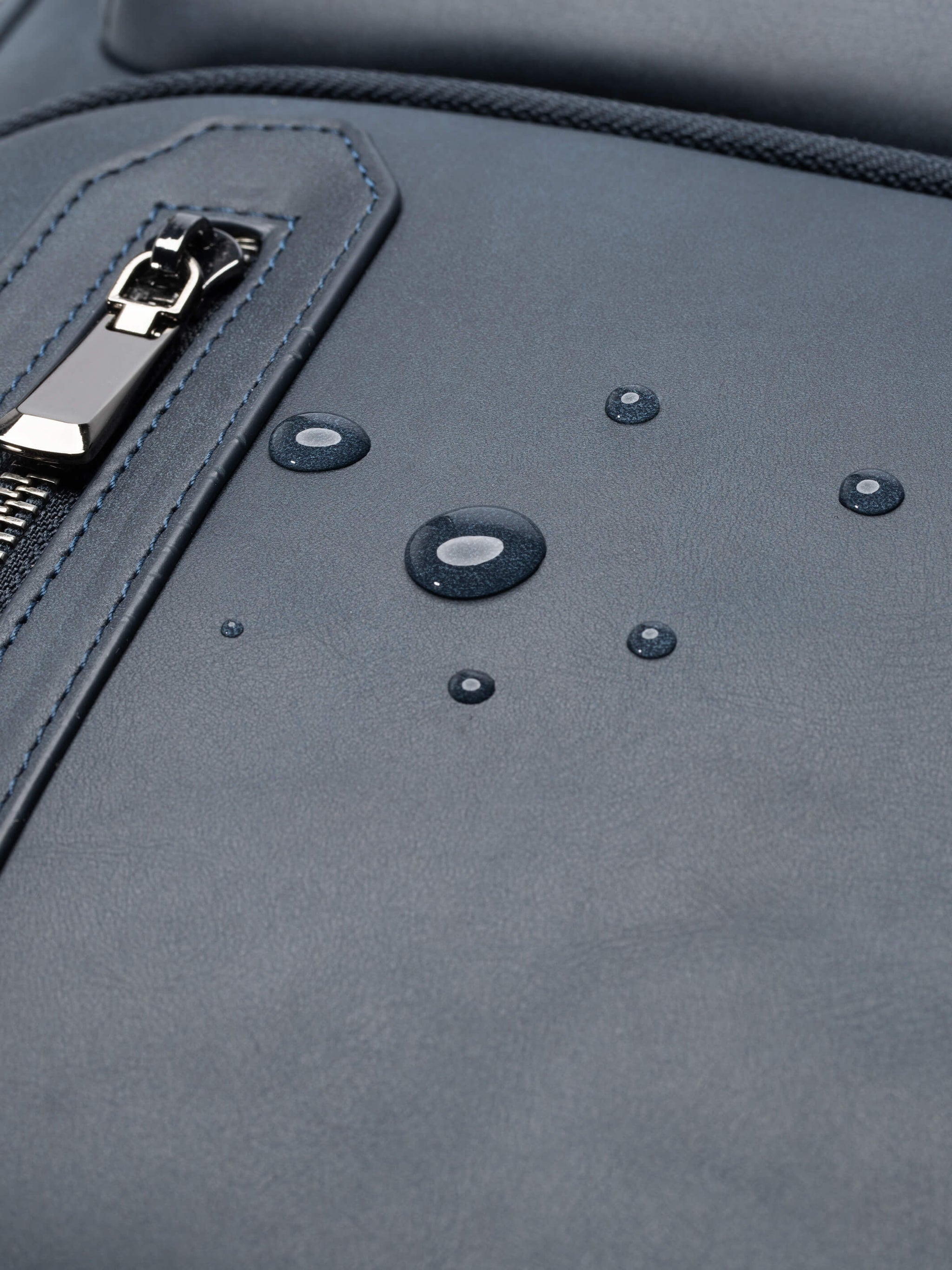 Maverick & Co. - Explorer Light Backpack Plus #color_navy